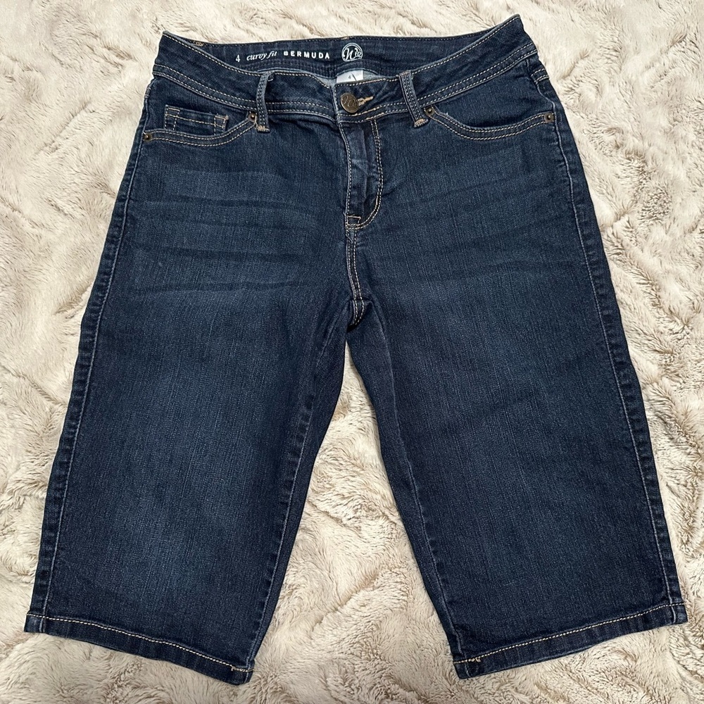 W62 Curvy Fit Bermuda Dark Blue Demin Jean Shorts